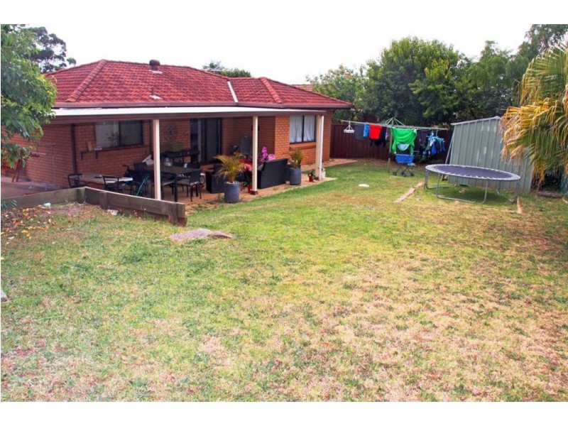 9 Roderigo Close, Rosemeadow NSW 2560