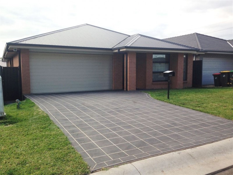 11 Butler Street, Gregory Hills NSW 2557