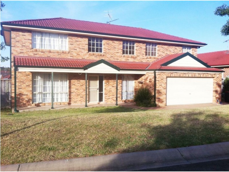 79 Downes Crescent, Currans Hill NSW 2567
