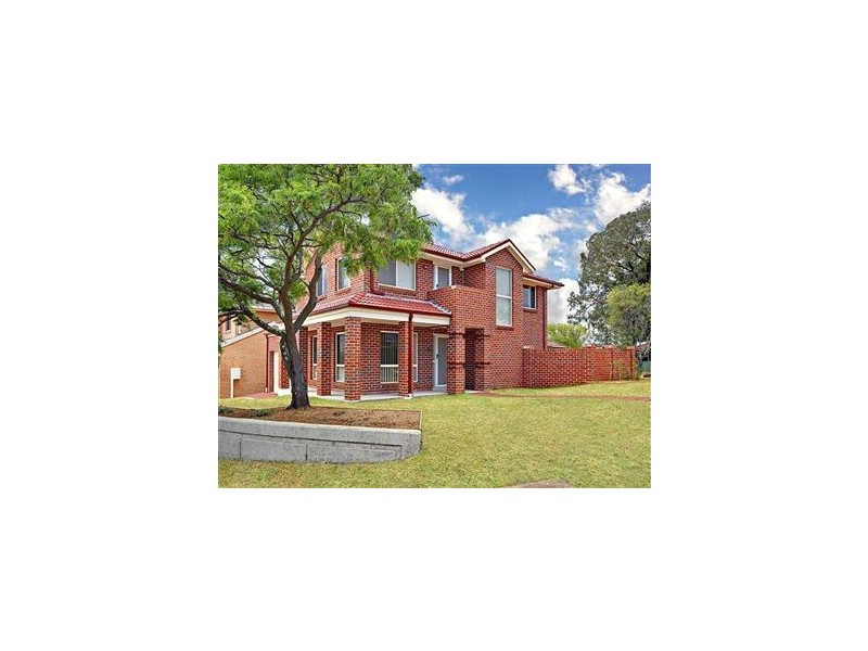 2 Asher Place, Campbelltown NSW 2560