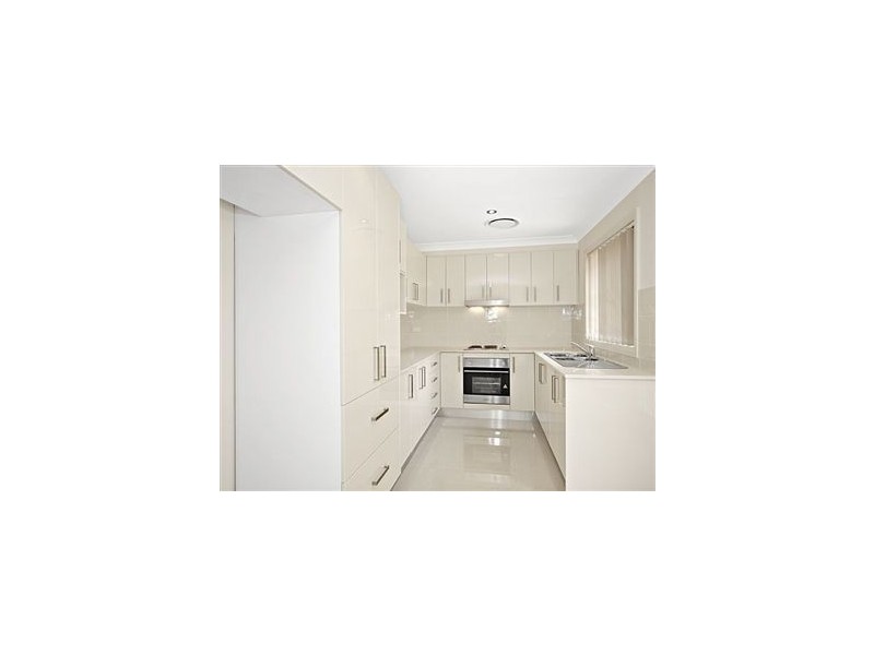 2 Asher Place, Campbelltown NSW 2560