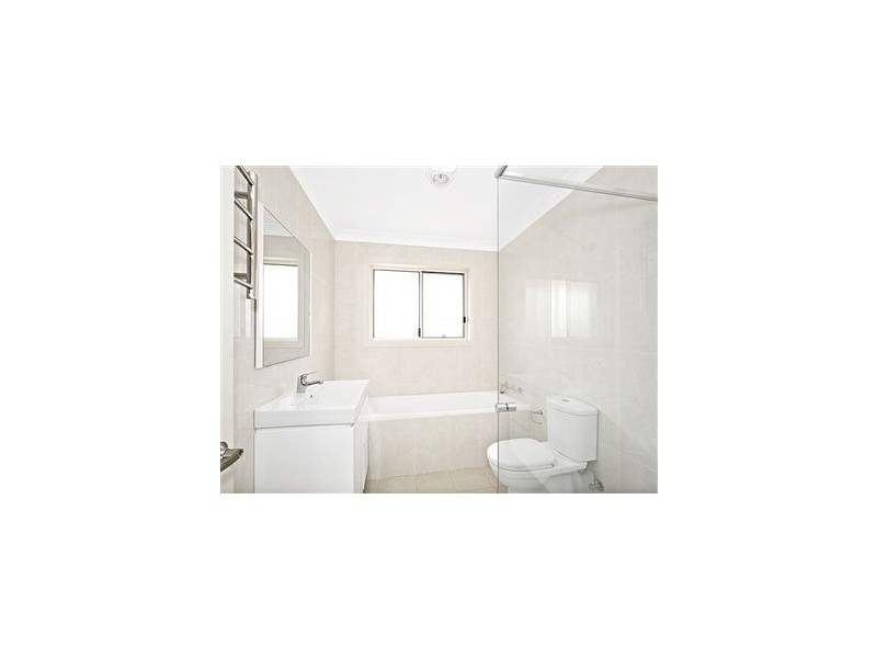 2 Asher Place, Campbelltown NSW 2560