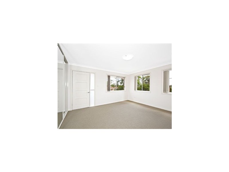 2 Asher Place, Campbelltown NSW 2560