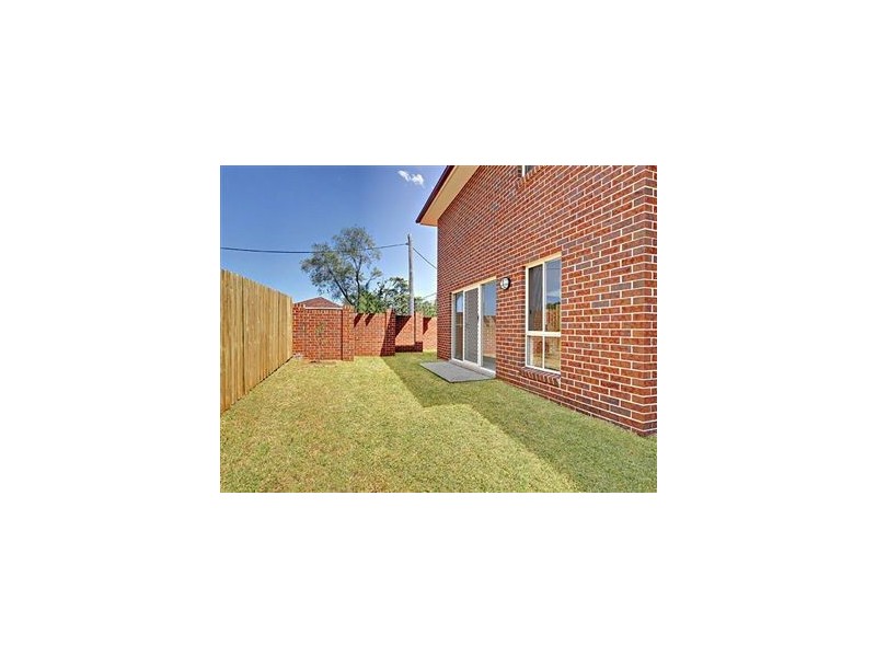 2 Asher Place, Campbelltown NSW 2560