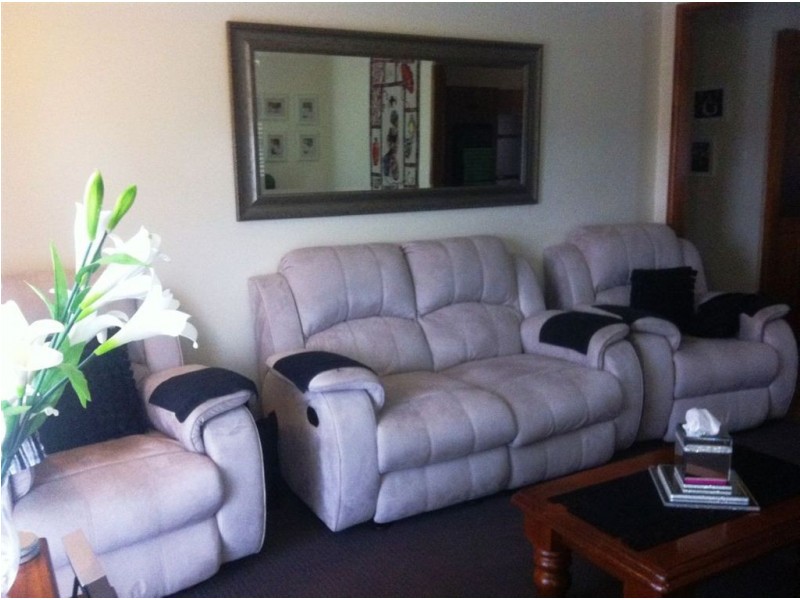 5 Iago Place, Rosemeadow NSW 2560