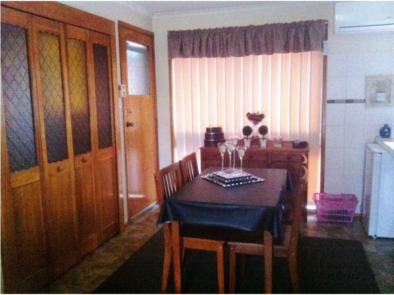 5 Iago Place, Rosemeadow NSW 2560