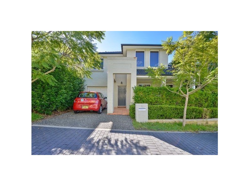 4 Greenwich Walk, Campbelltown NSW 2560