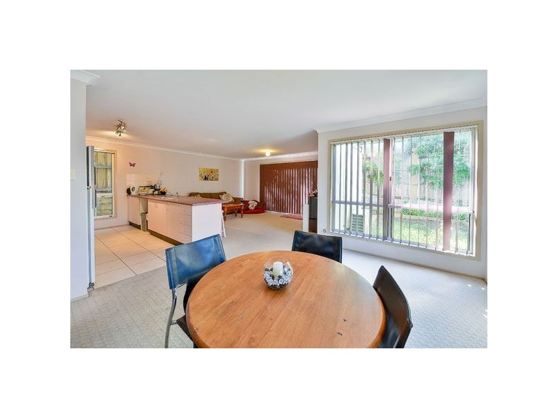 4 Greenwich Walk, Campbelltown NSW 2560