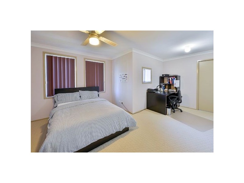 4 Greenwich Walk, Campbelltown NSW 2560