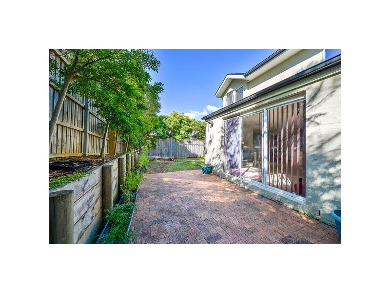 4 Greenwich Walk, Campbelltown NSW 2560