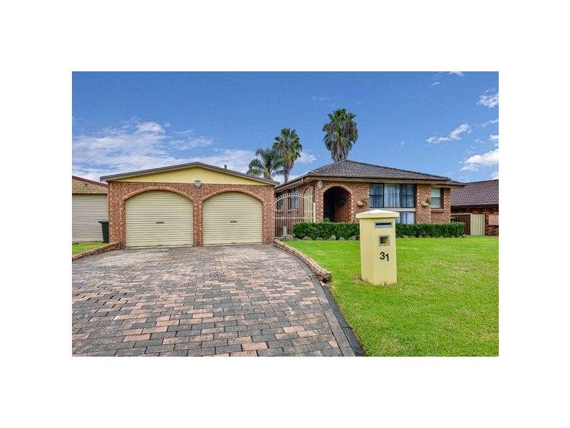 31 Horatio Street, Rosemeadow NSW 2560