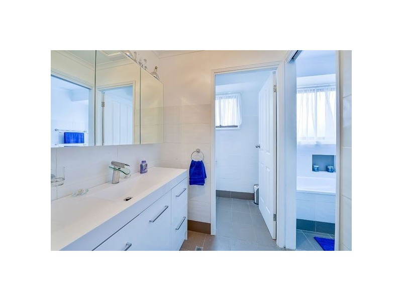 31 Horatio Street, Rosemeadow NSW 2560