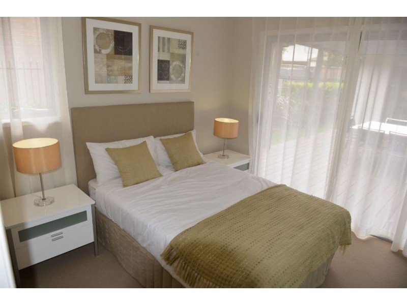 15 Belmont Avenue, Spring Farm NSW 2570