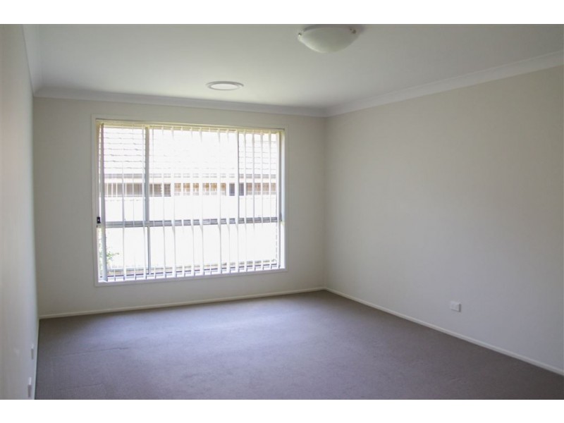 31 Tander Street, Oran Park NSW 2570