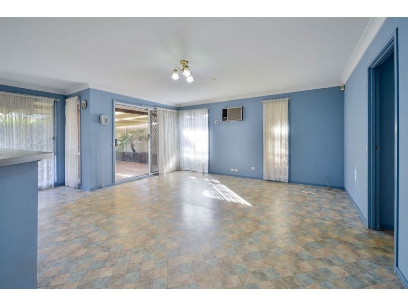 7 Wardle Close, Currans Hill NSW 2567