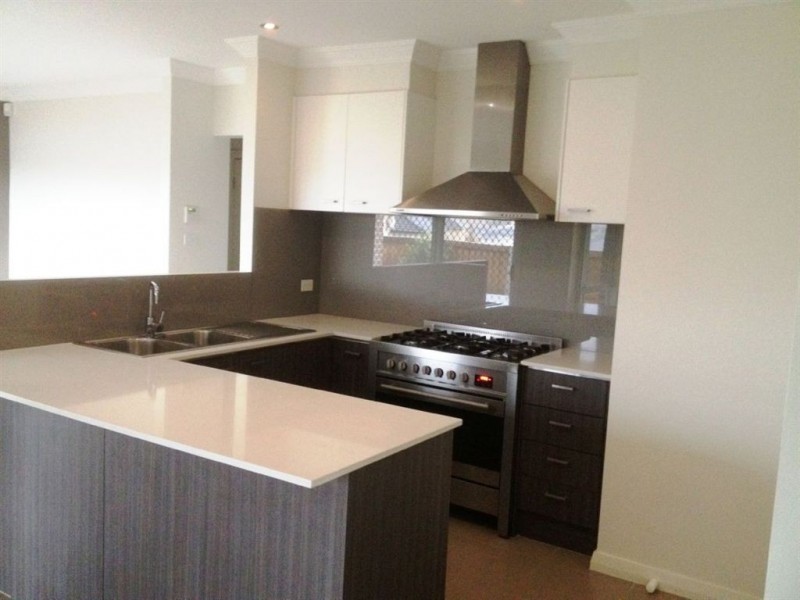 11 Indigofera Cct, Mount Annan NSW 2567