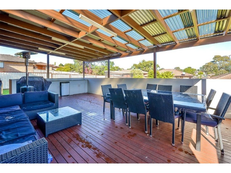 35 Maroubra Crescent, Woodbine NSW 2560