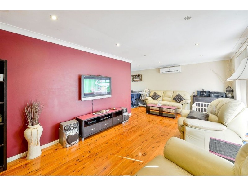 35 Maroubra Crescent, Woodbine NSW 2560