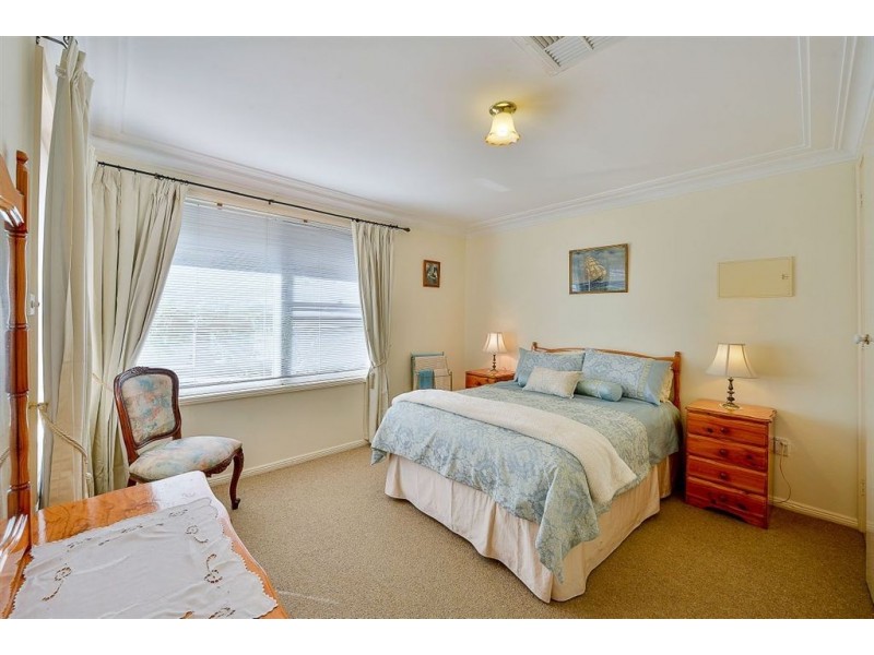 57 Woodland Road, St Helens Park NSW 2560