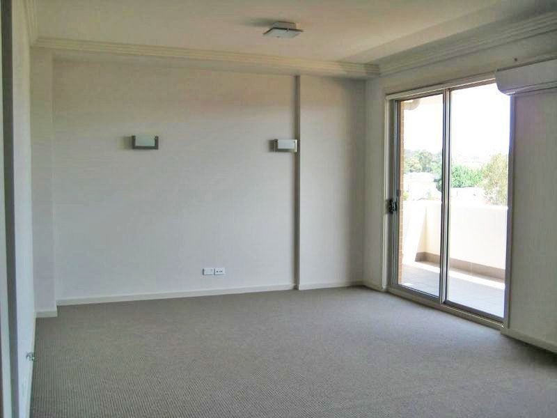 53/3-9 Warby Street, Campbelltown NSW 2560