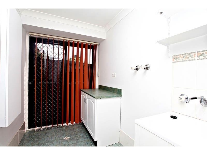 137 Holdsworth Drive, Mount Annan NSW 2567