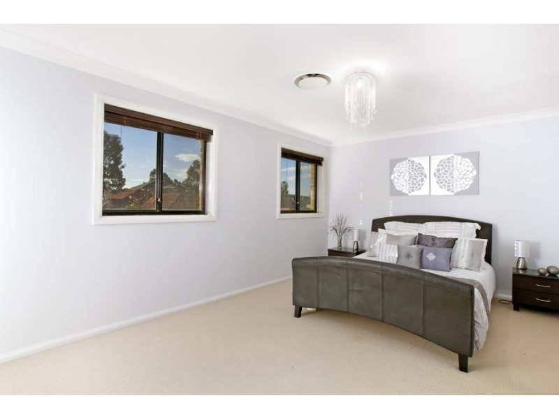 19 Lissanthe St, Mount Annan NSW 2567