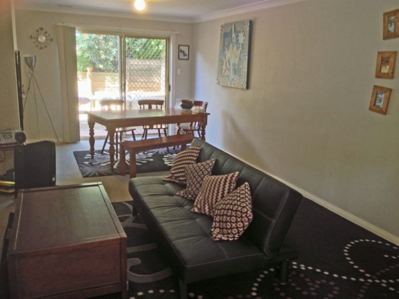 8/1-3 Meehan Place, Campbelltown NSW 2560