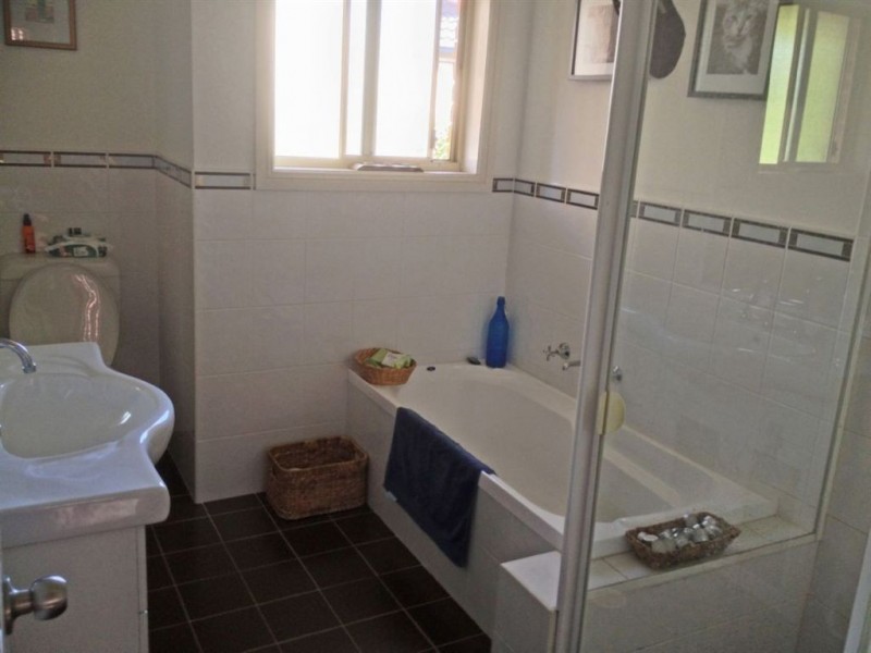 8/1-3 Meehan Place, Campbelltown NSW 2560