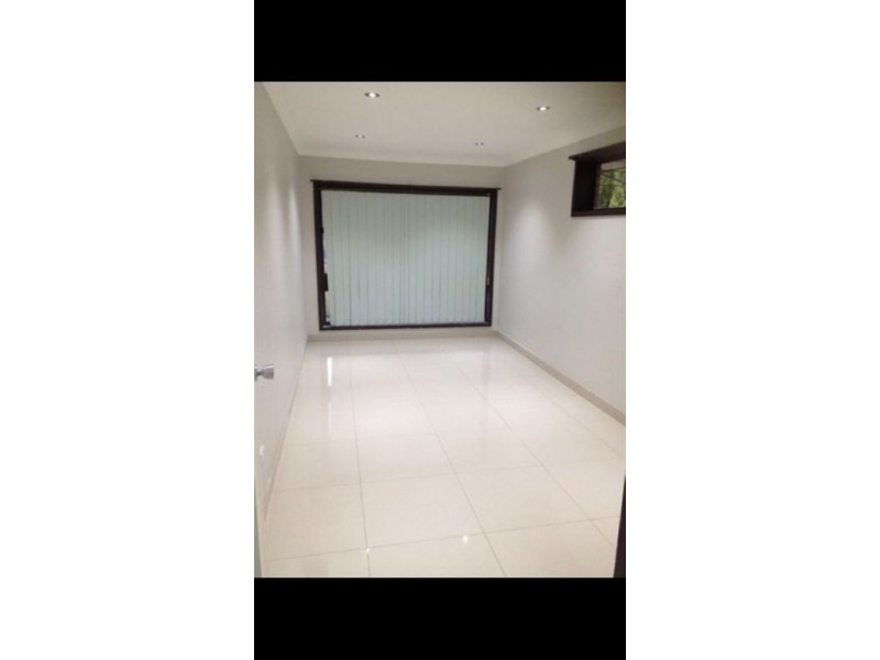 6 Dandenong Crescent, Ruse NSW 2560