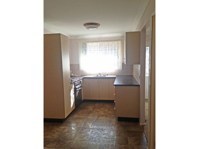 118b Chasselas Avenue, Eschol Park NSW 2558