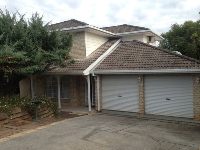 12 Torrens Place, Kearns NSW 2558