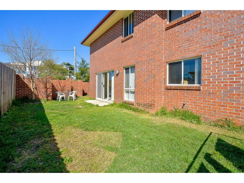 2 Asher Place, Campbelltown NSW 2560