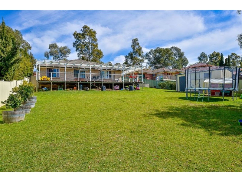 12 Smith Place, Mount Annan NSW 2567