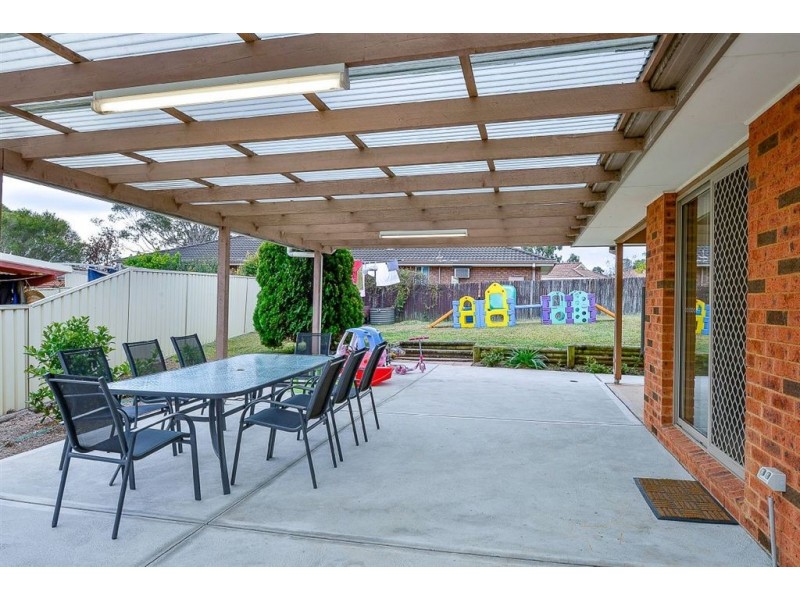 1 Vidler Close, Mount Annan NSW 2567