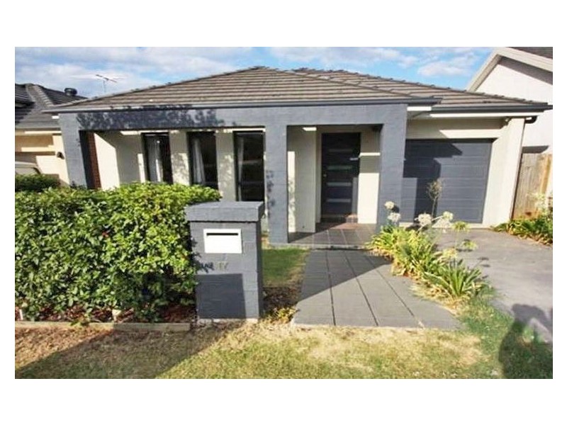 17 Fairchild Road, Campbelltown NSW 2560
