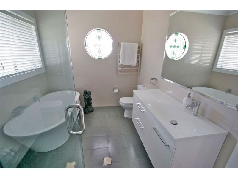 37 Claremont Circuit, Glen Alpine NSW 2560