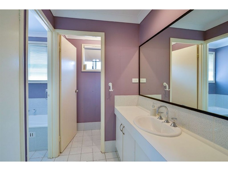 13 Rose Drive, Mount Annan NSW 2567