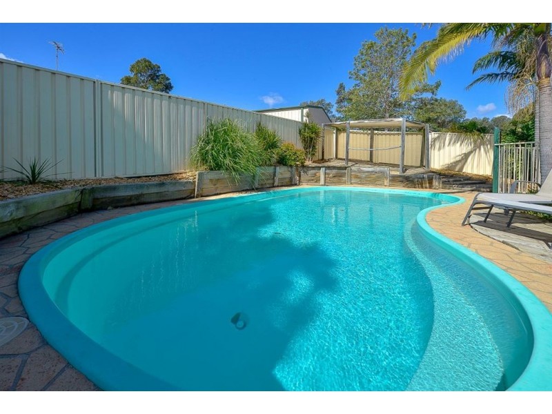 13 Rose Drive, Mount Annan NSW 2567