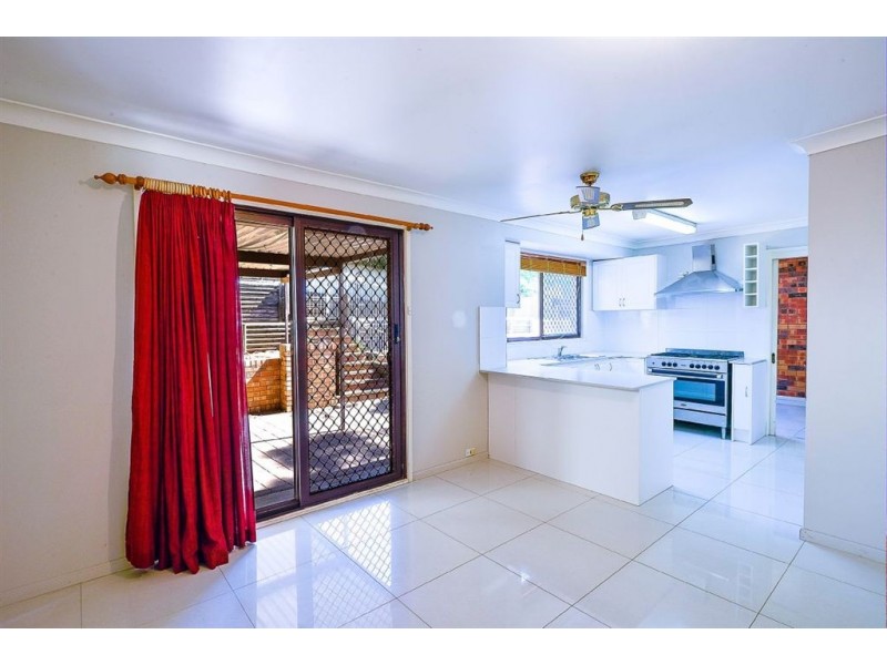 16 Guise Road, Bradbury NSW 2560