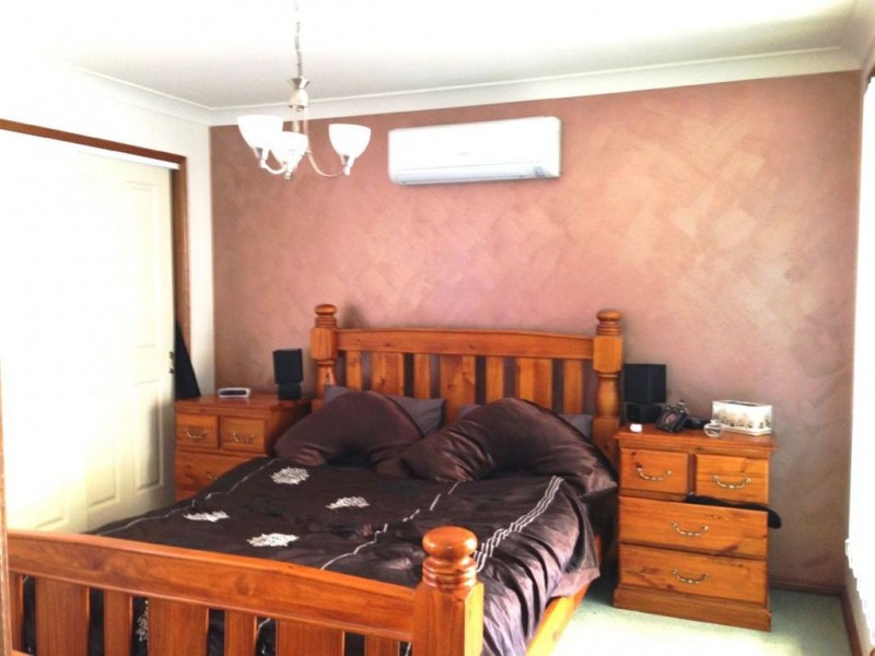 87 Downes Crescent, Currans Hill NSW 2567