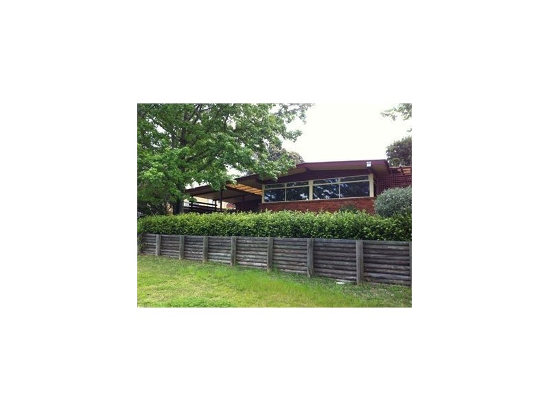 16 Evergreen Avenue, Bradbury NSW 2560