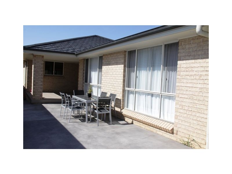 12 Moyengully Ave, Mount Annan NSW 2567