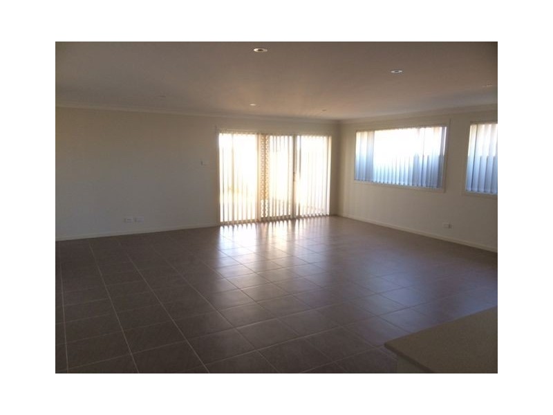 3 Bartlett Street, Oran Park NSW 2570