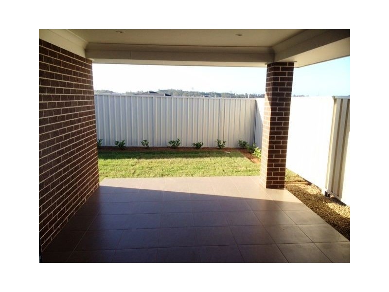 3 Bartlett Street, Oran Park NSW 2570