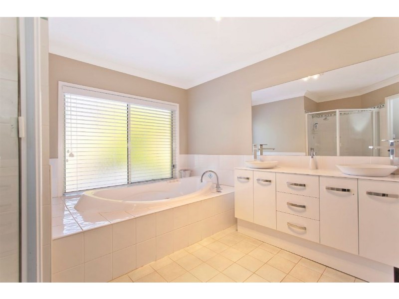 7 Crystal Way, Mount Annan NSW 2567