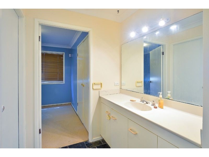 13 Canidius Street, Rosemeadow NSW 2560