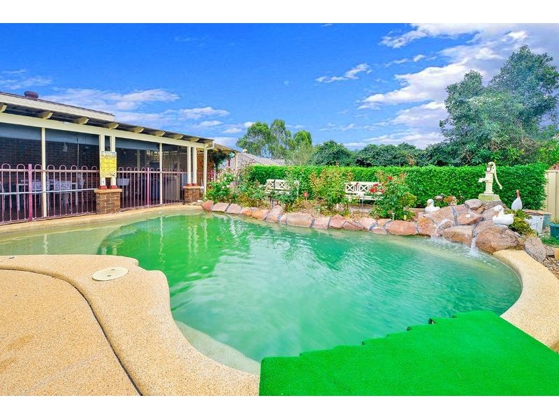 15 Holdsworth Drive, Narellan Vale NSW 2567