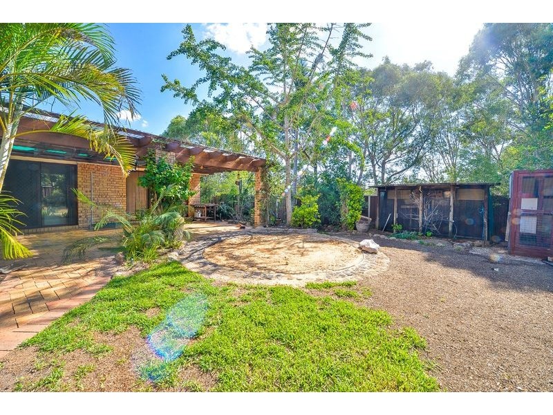 2 Fitzpatrick Road, Mount Annan NSW 2567