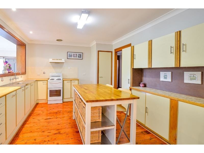 46 Bottlebrush Avenue, Bradbury NSW 2560