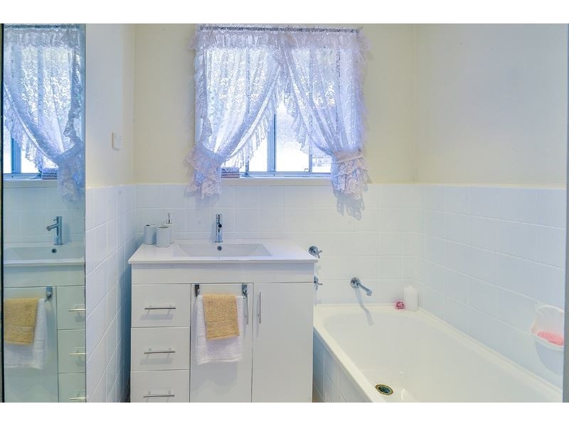 46 Bottlebrush Avenue, Bradbury NSW 2560